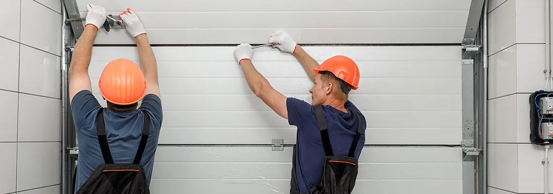 Driveway Garage Door Local Technicians in Melbourne, Florida